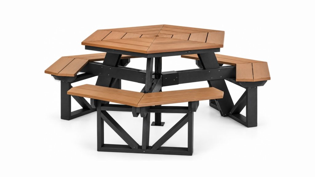 Picnic poly furniture